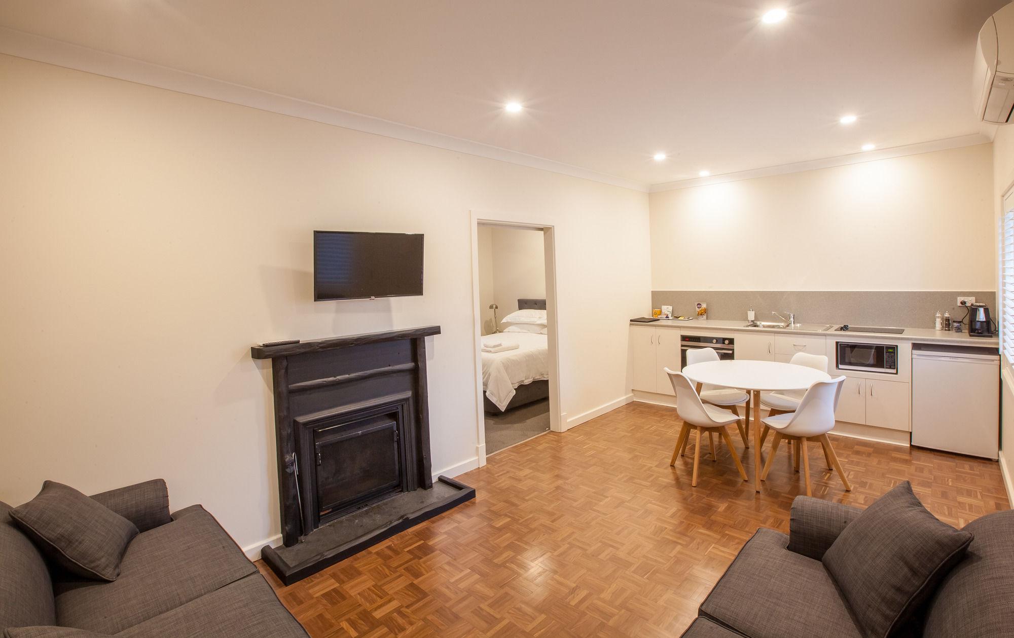 The Mill Apartments Clare Valley Eksteriør bilde